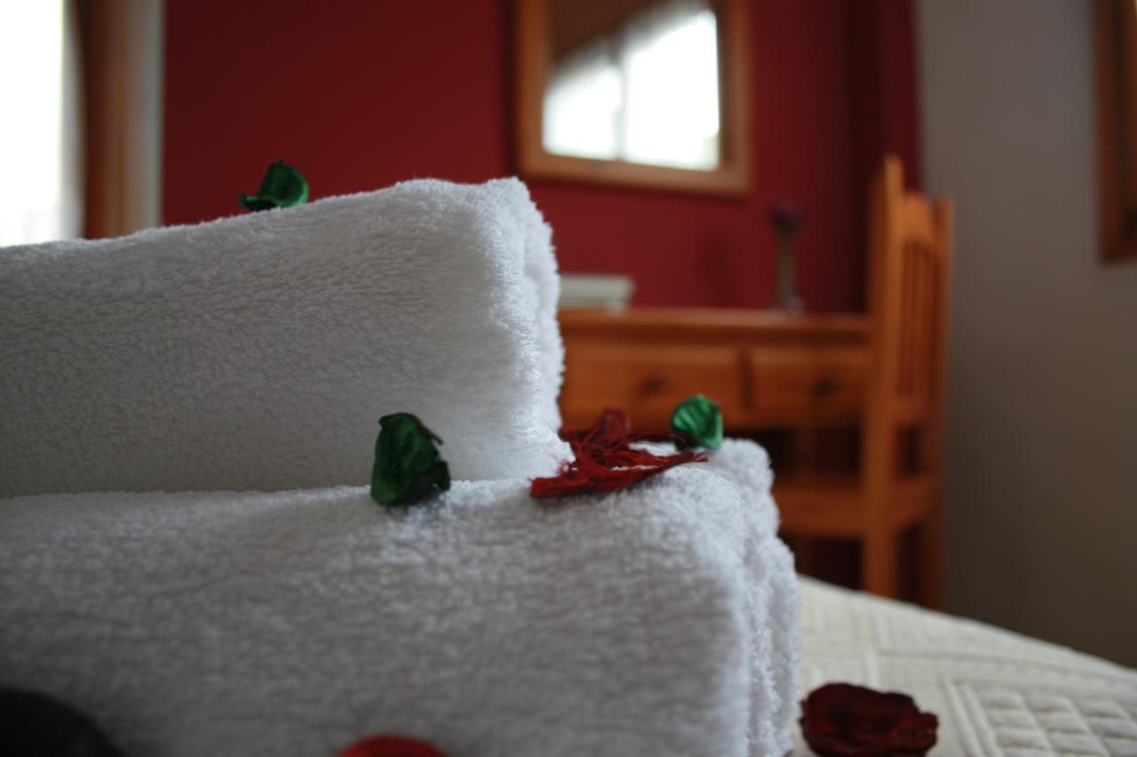 Fonda Naval Hotel Escalona Екстериор снимка
