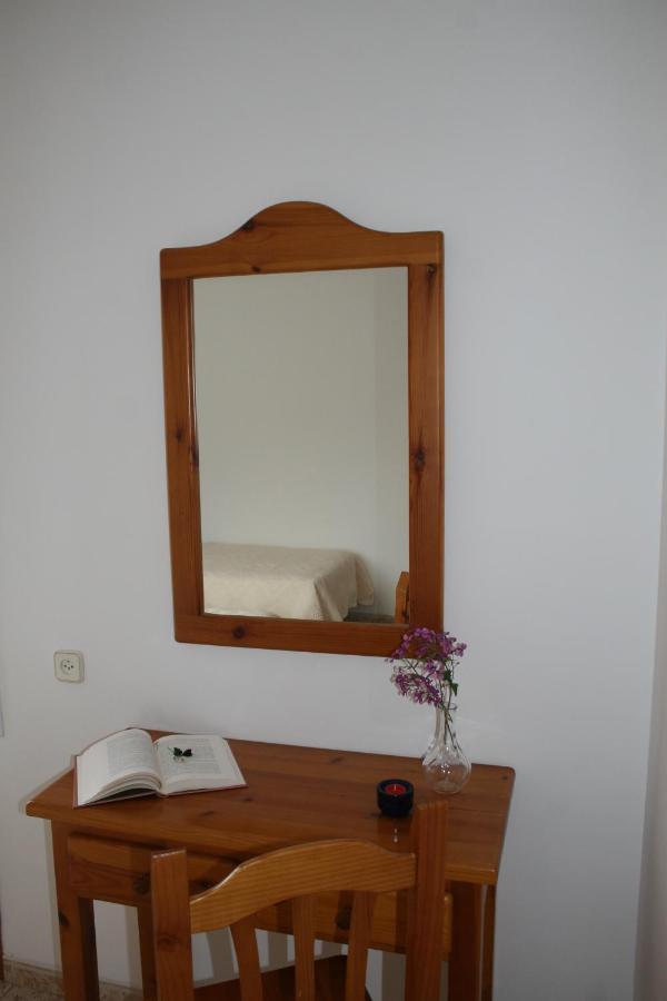 Fonda Naval Hotel Escalona Екстериор снимка